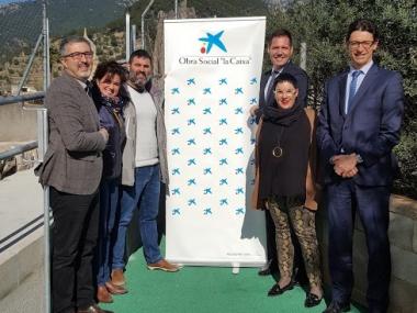 Accés adaptat del parc infantil de l'Escola