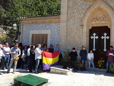Acte d'homenatge als morts de la República