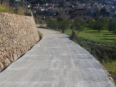 Nou paviment al camí de Barcelona
