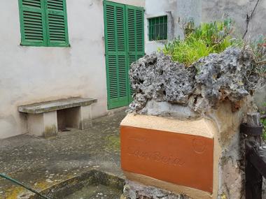 Plaques als pujadors de Bunyola