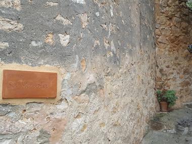 Plaques als pujadors de Bunyola