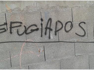 Pintades xenòfobes a Bunyola
