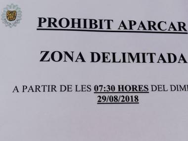 Restricció d'aparcament a l'escola
