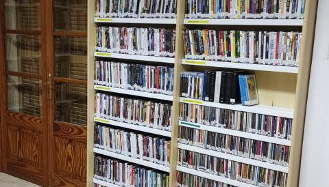 prestatges biblioteca