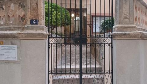 restaurat l'entrada de l'Ajuntament de Bunyola