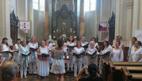 La Coral Minuet a Praga